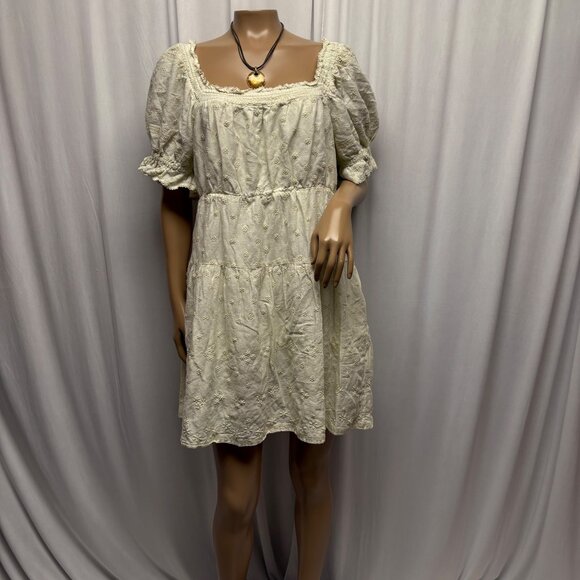 Old Navy Cream Embroidered Babydoll Dress Womens Sz Medium Puff Sleeves Peasant - Picture 1 of 9